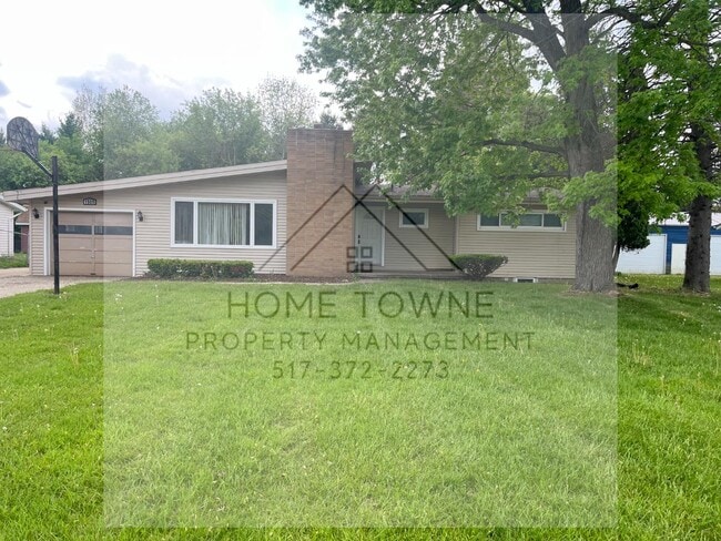 Photo - 1909 Haslett Rd