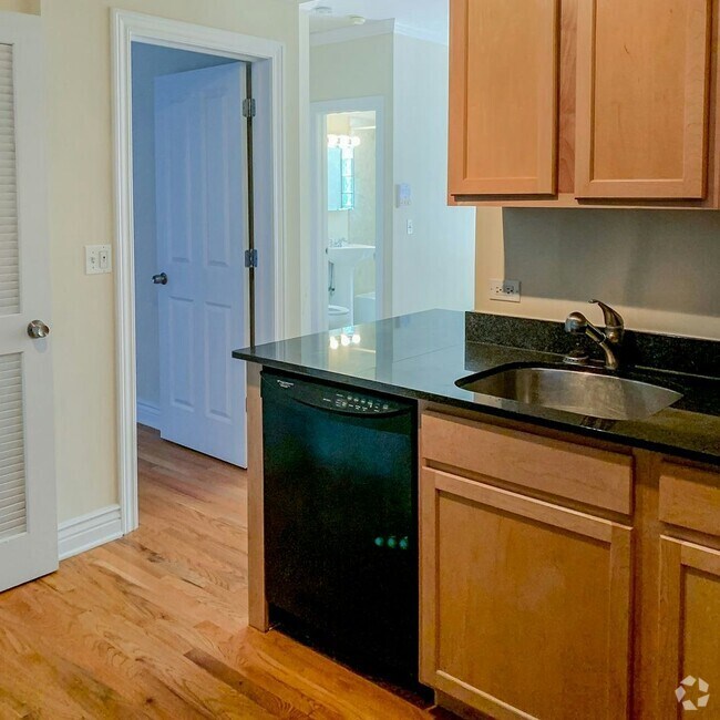 Building Photo - 1214 W Waveland Ave Unit 1 Rental