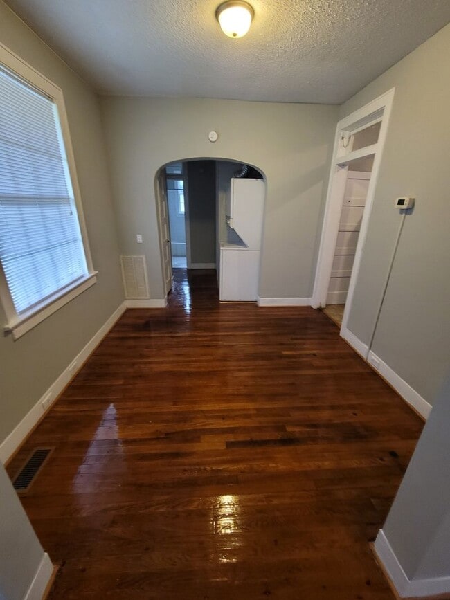 Photo - 202 South Harden Street