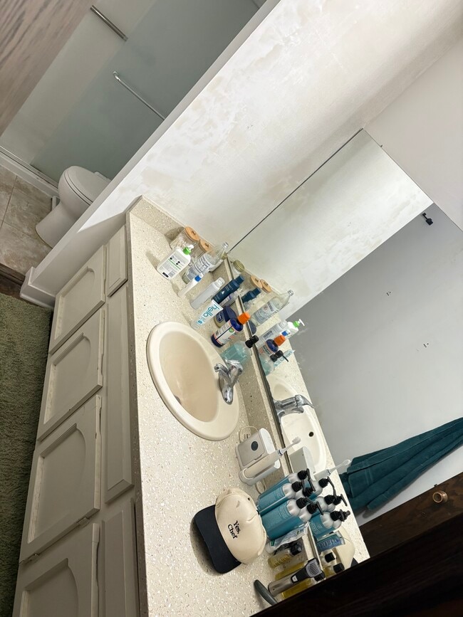 Photo - 2076 Chateau Ct