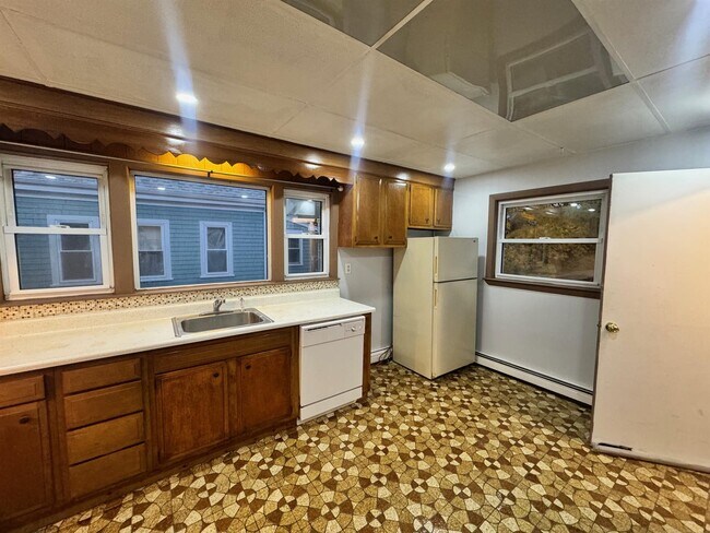 Photo - 95 Kidder Ave Unidad 2