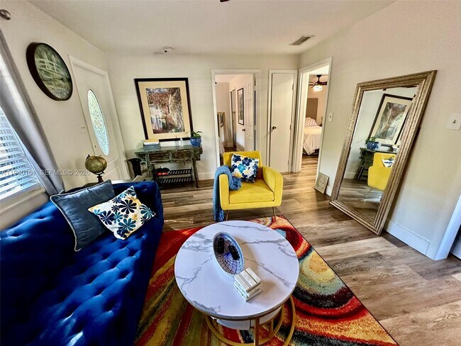 Photo - 1710 NE 5th Ct Unit 1712