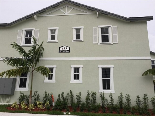 Photo - 133 SE 28th Ter