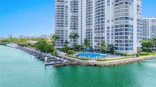 Photo - 3530 Mystic Pointe Dr Condo Unit 2904