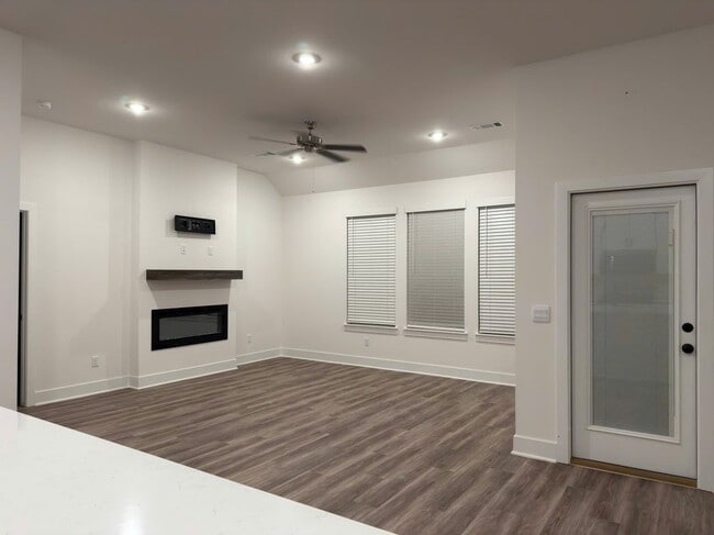 Photo - 4225 Florentina Ave