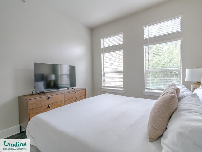 Photo - 18101 Point Lookout Dr Unidad 379