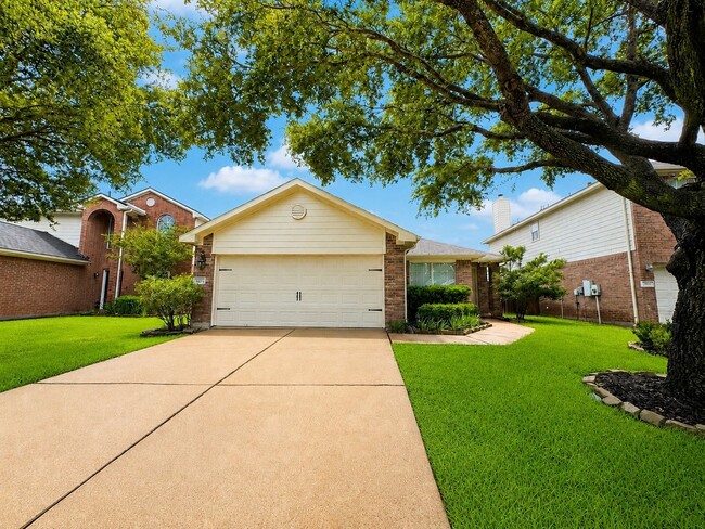 Photo - 1823 Strongs Ct