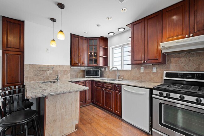 Photo - 103 Virginia Ave Unidad 2