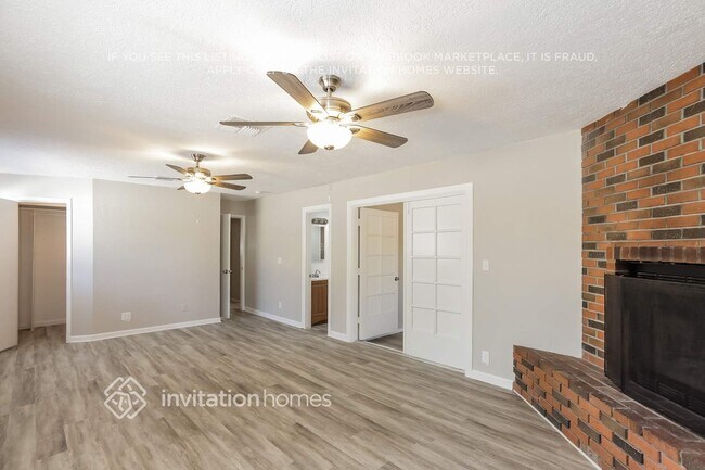 Photo - 3114 W Charter Oak Rd