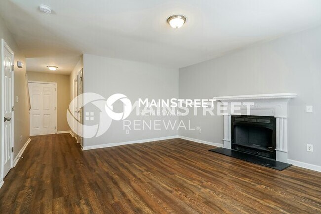 Photo - 4 Bedroom Pet-Friendly Home in Raleigh, NC with Main Street Renewal