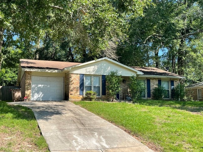 Photo - Close to South Alabama 3/2 Single Car Garage