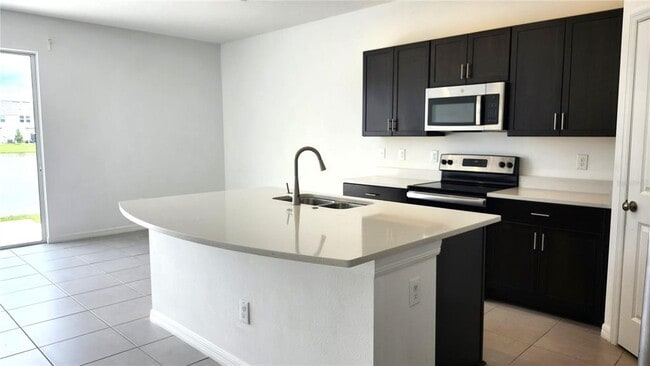 Photo - 2322 Alee Ln