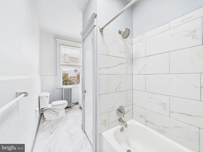 Photo - 246 S Fairview Ave Unit B