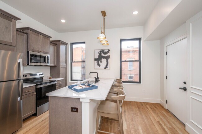 1706 Lang St Unit 2