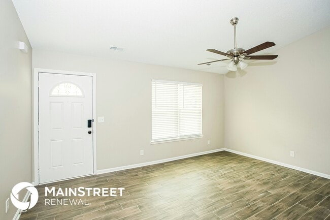 Photo - 4802 Farmview Dr