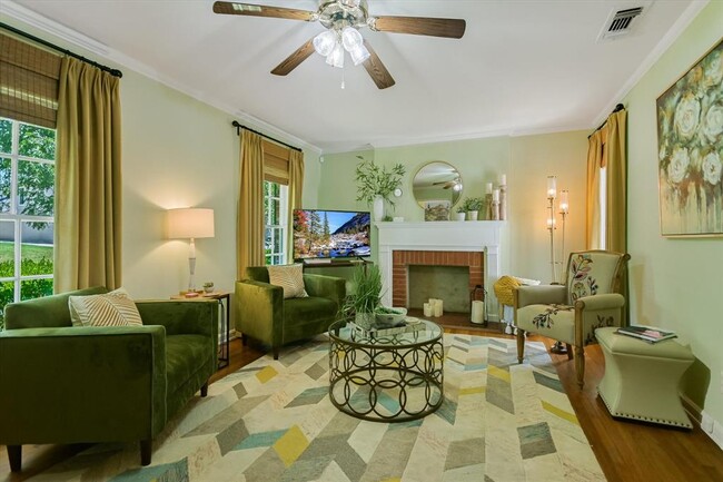 Photo - 1615 Westover Rd