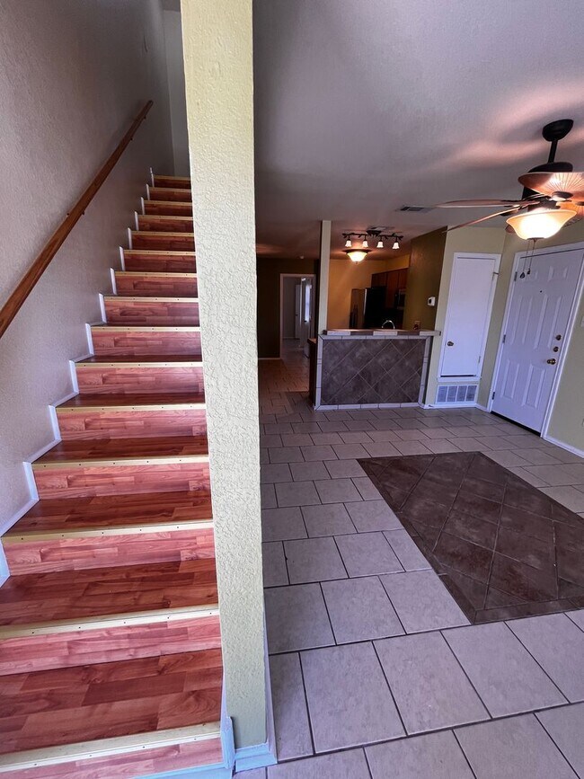 Photo - 4406 Jeff Scott Dr Unit D