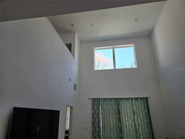 Photo - 1461 Lone Feather Trail