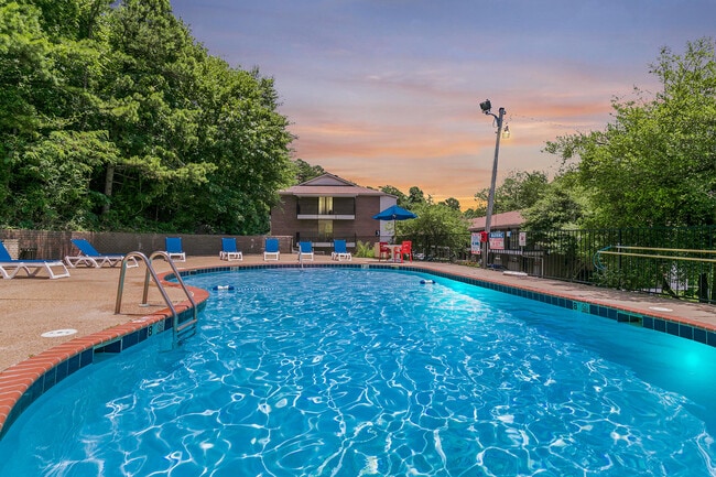 Building Photo - Arbor Pointe at Hillcrest Rental