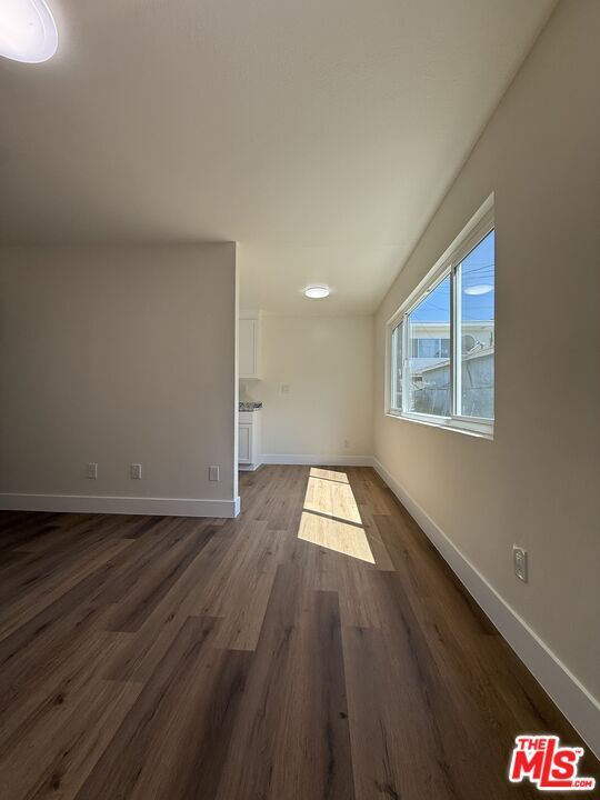 Photo - 1716 Locust Ave Unidad 4