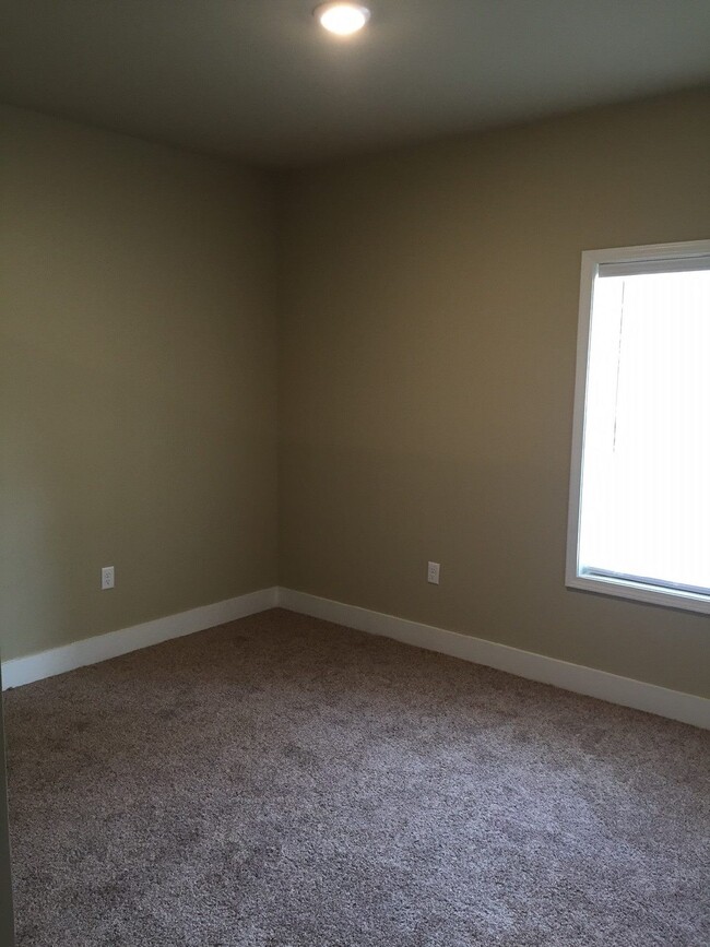 Photo - 1 BD 1 BA for Students Only within walking distance of TTU Unidad B203