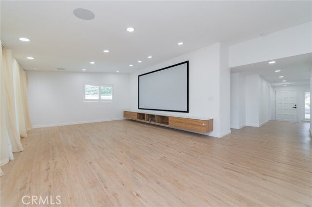 27106 Mesaba Dr