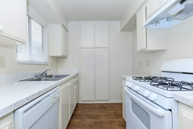 Photo - Greenbrook Apartments