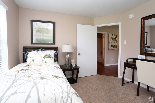 2 Bedroom Guest Bedroom