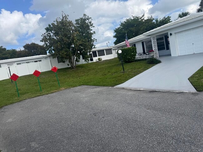 Photo - 100 NW 27th St