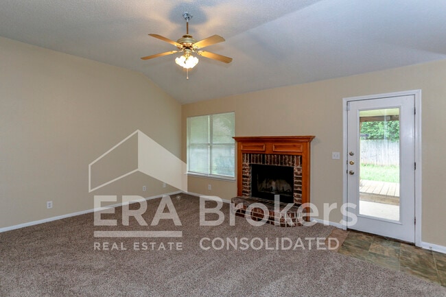Photo - 2304 Sherman Dr