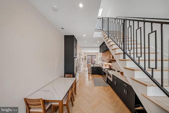 Photo - 1462 Chapin St NW Unit 8