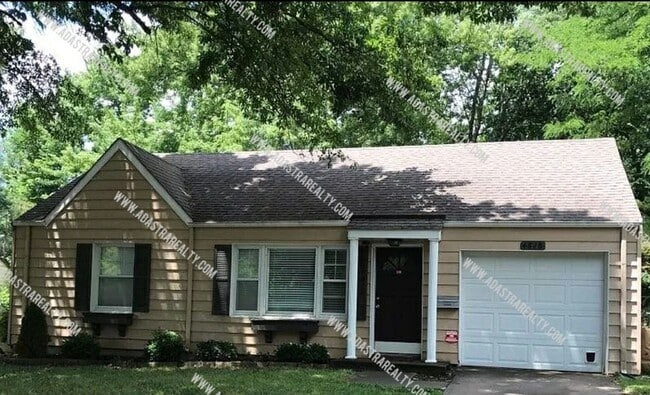 Photo - Beautiful Roeland Park Ranch-Available NOW!!