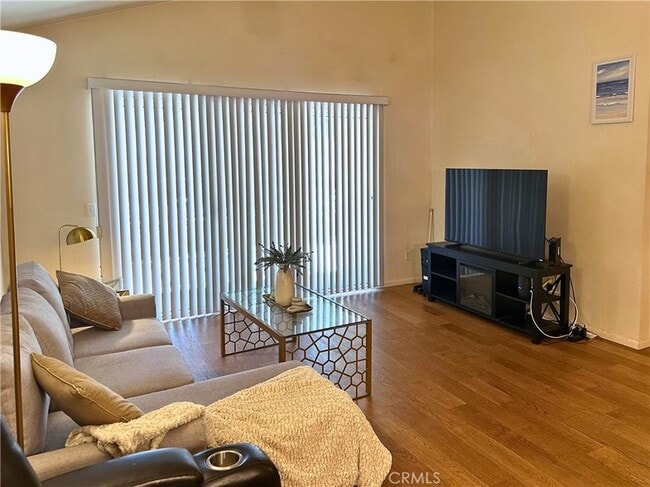 Photo - 19051 Primrose Ln