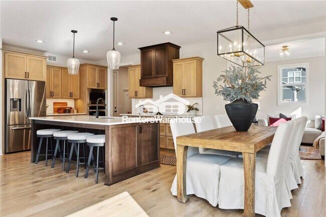 Photo - 10441 56th St N