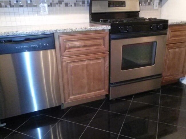 Photo - 510 Sunshine Ct