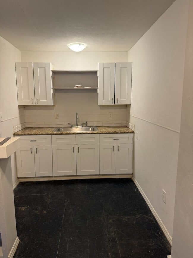 Photo - 2307 1st Ave N Unit Apt #2