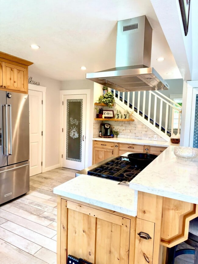 Building Photo - 224 Cotati Oaks Ct W Rental
