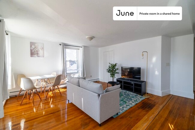 Photo - Room in Shared 4 bed/2 bath home Unit B