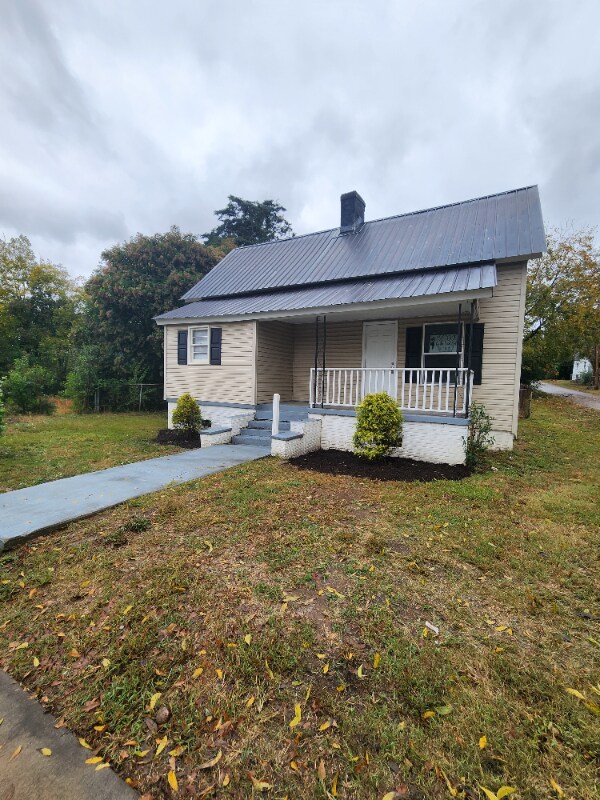 Photo - 237 Poole St