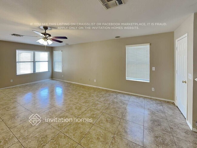 Photo - 12808 N Main St