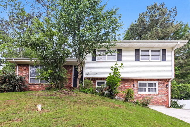 Photo - 6913 Doncaster Rd House