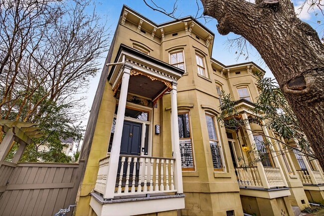 Photo - 313 W Bolton St