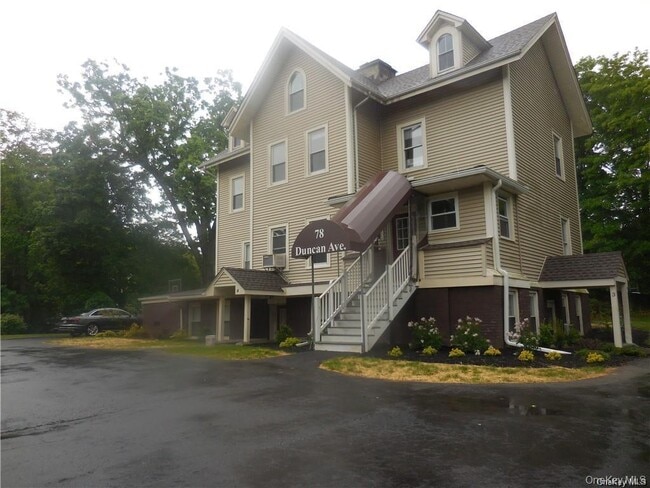 Building Photo - 78 Duncan Ave Unit 2