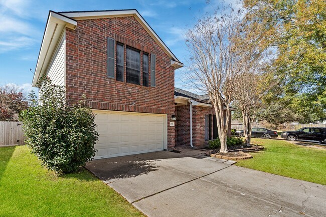 Photo - 6923 Cobblestone Path