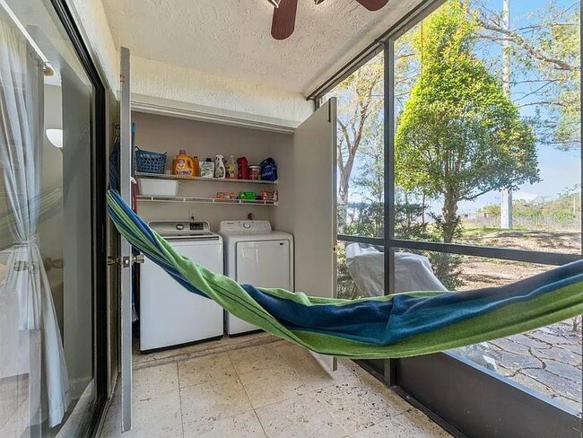 Photo - 109 Meadow Ln