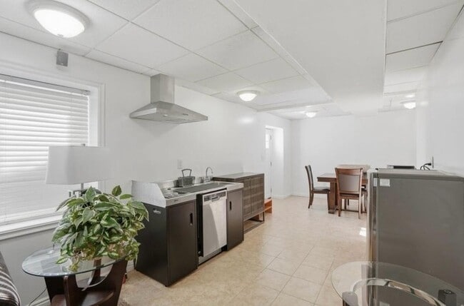 Photo - 9489 Kirkside Dr Unit 1