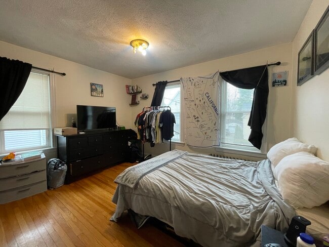 Photo - 65 Fairbanks St Unit 2##