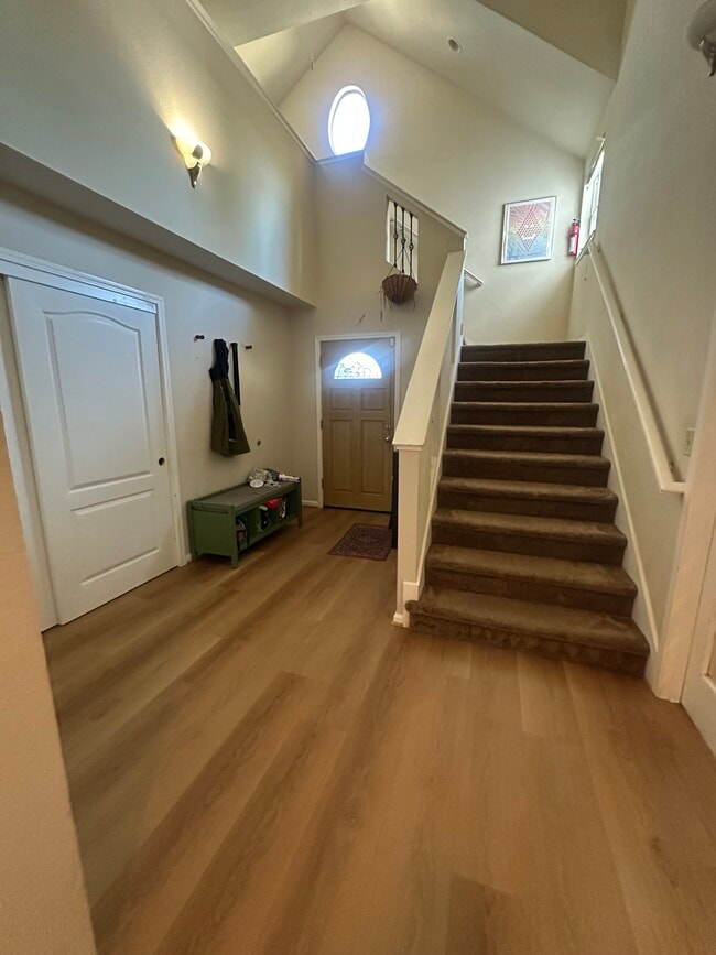 Photo - 112 Clinton St