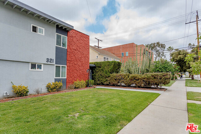Building Photo - 321 Lincoln Ave Unit 9 Rental