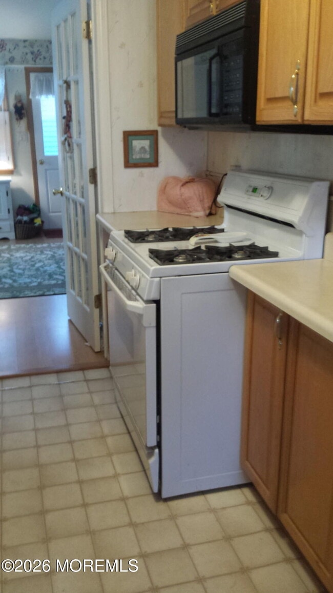Photo - 22 Webb Ave Unit 2